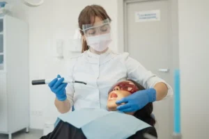 治療をしている様子