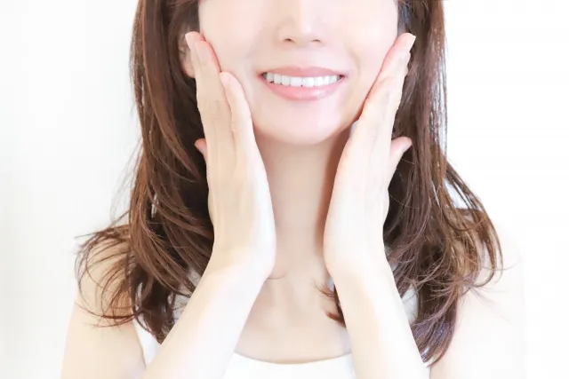 ホワイトニング治療中の女性